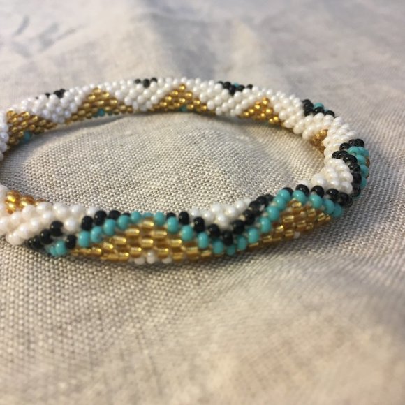 Bracelets - Picture 3 of 4